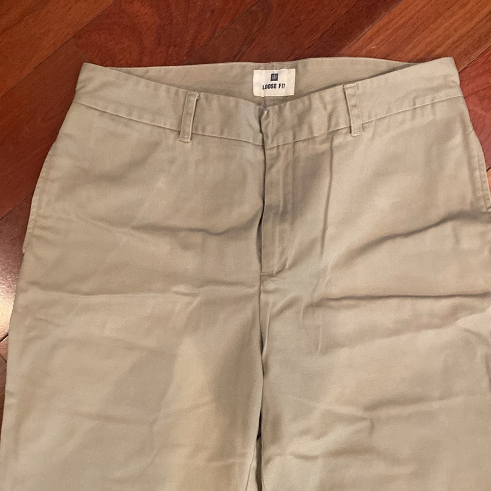 GAP LOOSE FIT KHAKI PANTS! Size 12L - Picture 2 of 11
